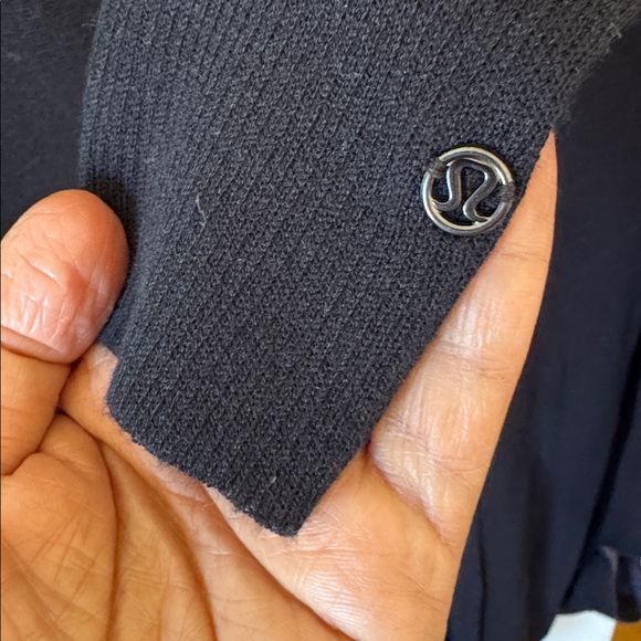 Lululemon Intuition sweater Wrap - Picture 11 of 13